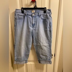 Levis Jeans 12 Capri Length Light Blue Stretch Denim Capris Rolled Cuff